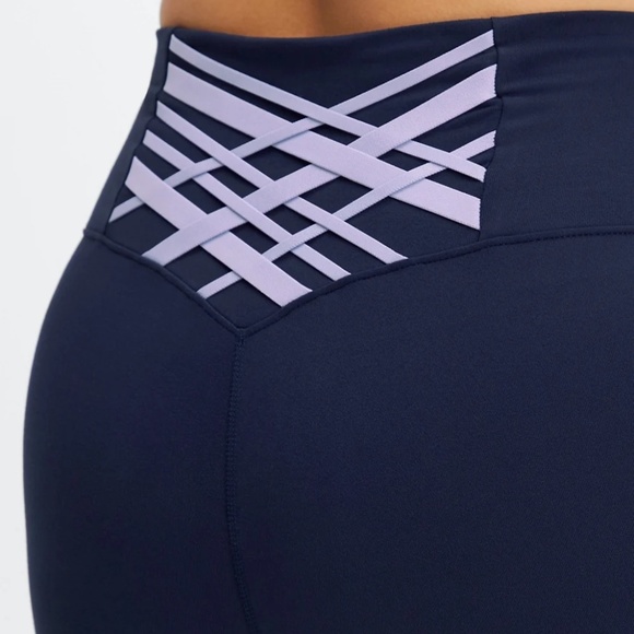 Boost 7/8 Legging - Picture 3 of 8